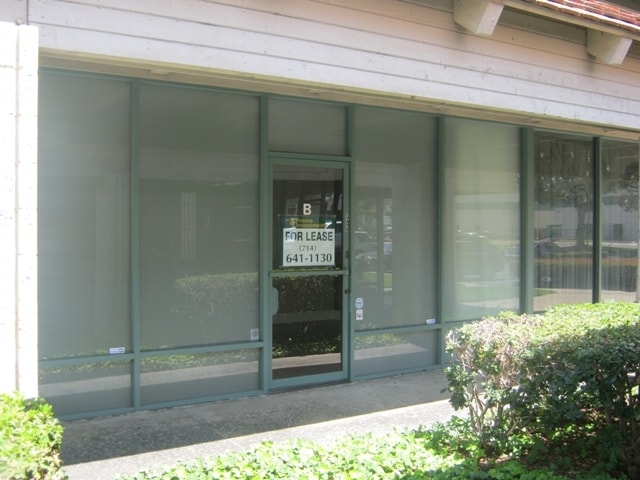 7411 Garden Grove Blvd, Garden Grove, CA à louer Photo intérieure– Image 1 sur 4