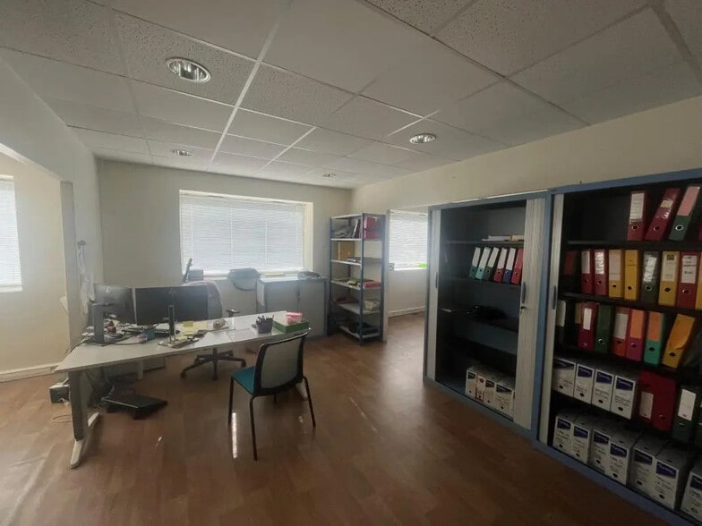 Bureau dans Montauban à louer - Photo de l’immeuble – Image 1 sur 1