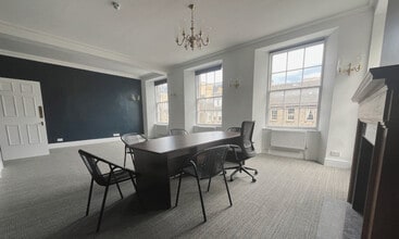 22-26 Castle St, Edinburgh à louer Photo intérieure– Image 2 sur 6