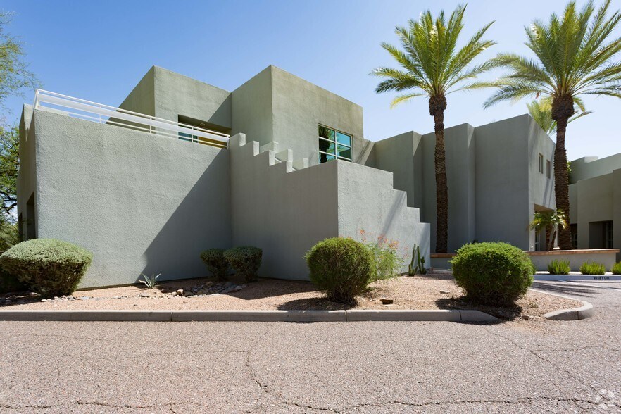 1730 E Northern Ave, Phoenix, AZ à louer - Photo de l’immeuble – Image 3 sur 18