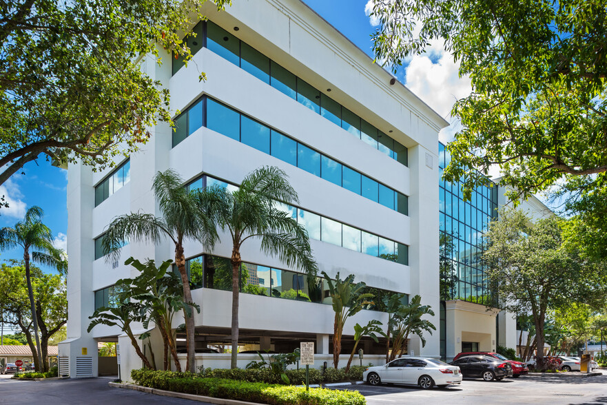 888 SE 3rd Ave, Fort Lauderdale, FL à louer - Photo principale – Image 1 sur 3