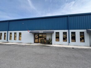 1426 Skees Rd, West Palm Beach, FL à louer Photo de l’immeuble– Image 1 sur 7