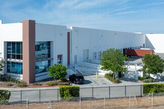 Plus de détails pour 15181 Fairfield Ranch Rd, Chino Hills, CA - Industriel/Logistique à louer