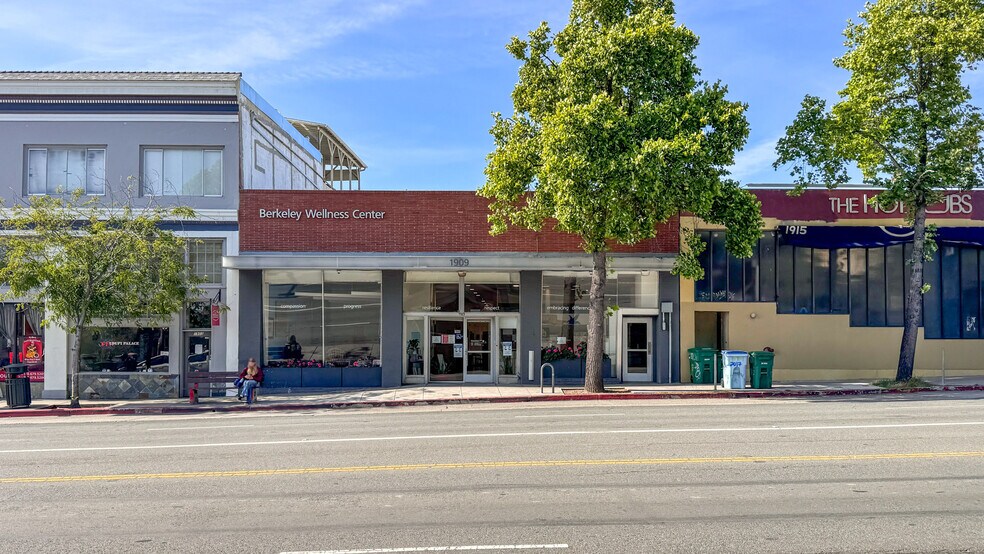 1909 University Ave, Berkeley, CA à vendre - Photo de l’immeuble – Image 2 sur 25