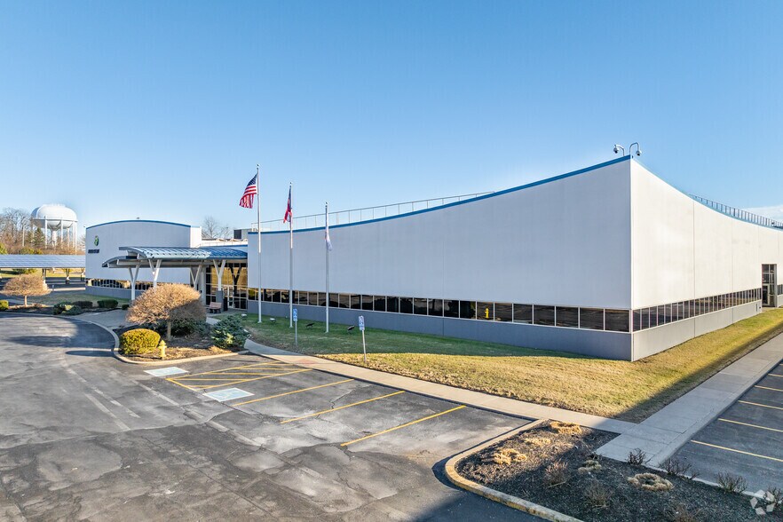 1 Assurant Way, Springfield, OH à vendre - Photo principale – Image 1 sur 5