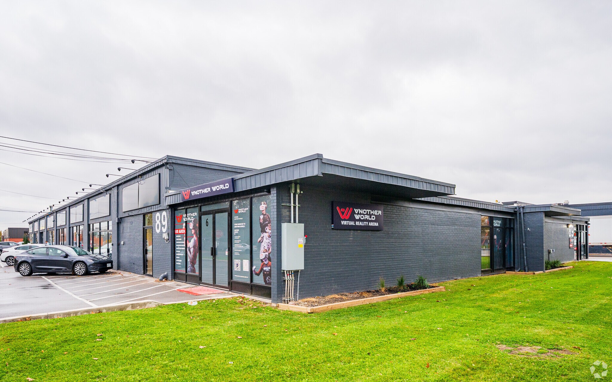 89 Bentworth Ave, Toronto, ON à louer Photo principale– Image 1 sur 4