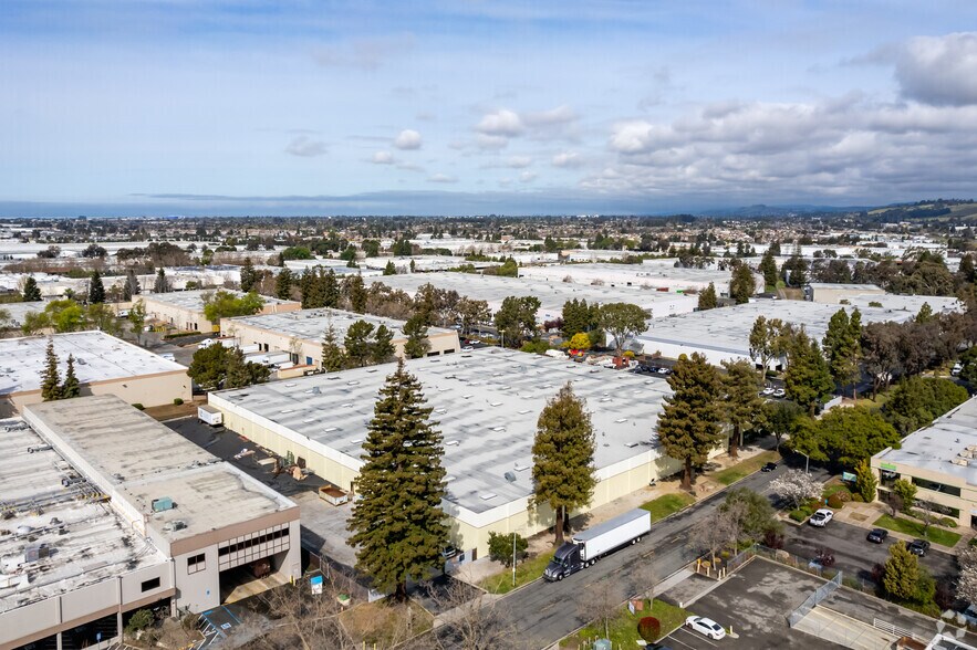 30955 San Antonio St, Hayward, CA à louer - Aérien – Image 3 sur 5