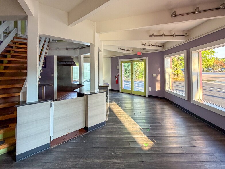 1247 Ben Sawyer Blvd, Mount Pleasant, SC à vendre - Photo de l’immeuble – Image 3 sur 16