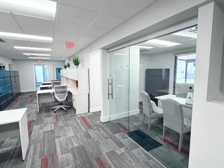 120 E Robinson St, Orlando, FL à louer - Photo intérieure – Image 2 sur 12