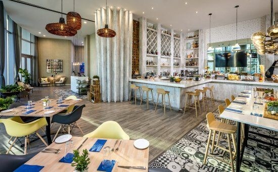 4111 S Ocean Dr, Hollywood, FL à vendre - Photo intérieure – Image 2 sur 18