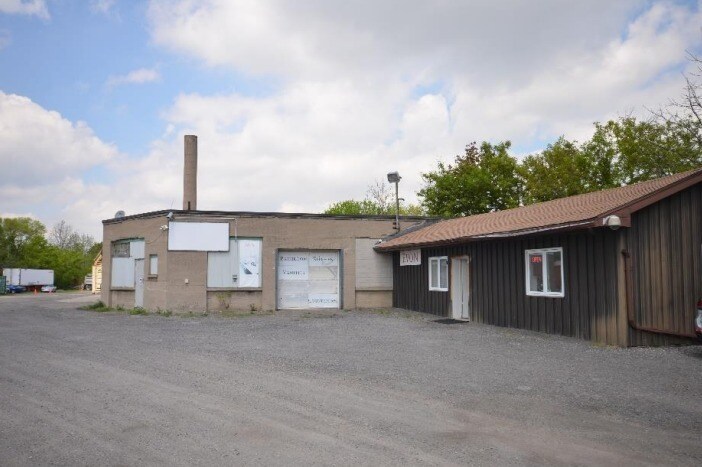 426 Dolph St N, Cambridge, ON à vendre - Photo de l’immeuble – Image 2 sur 12