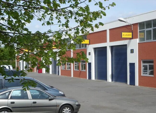 Plus de détails pour Industriel/Logistique à louer