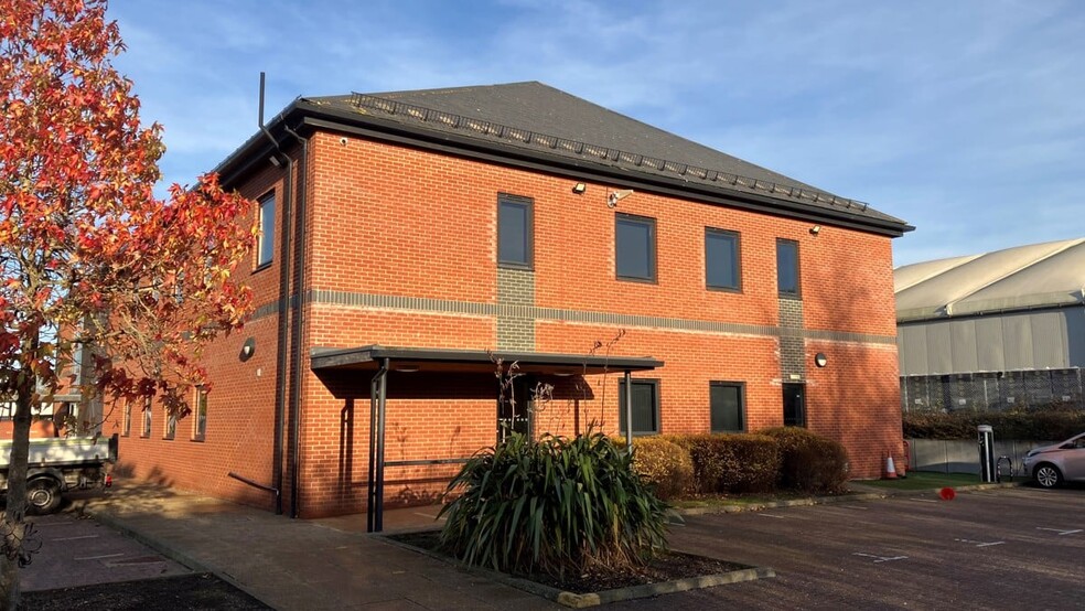 280 Fifers Ln, Norwich à louer - Photo de l’immeuble – Image 2 sur 2