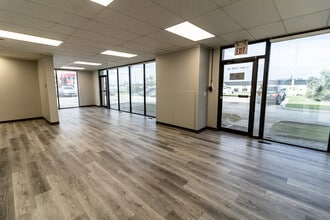 4041 74th Ave SE, Calgary, AB à louer Photo intérieure– Image 2 sur 26