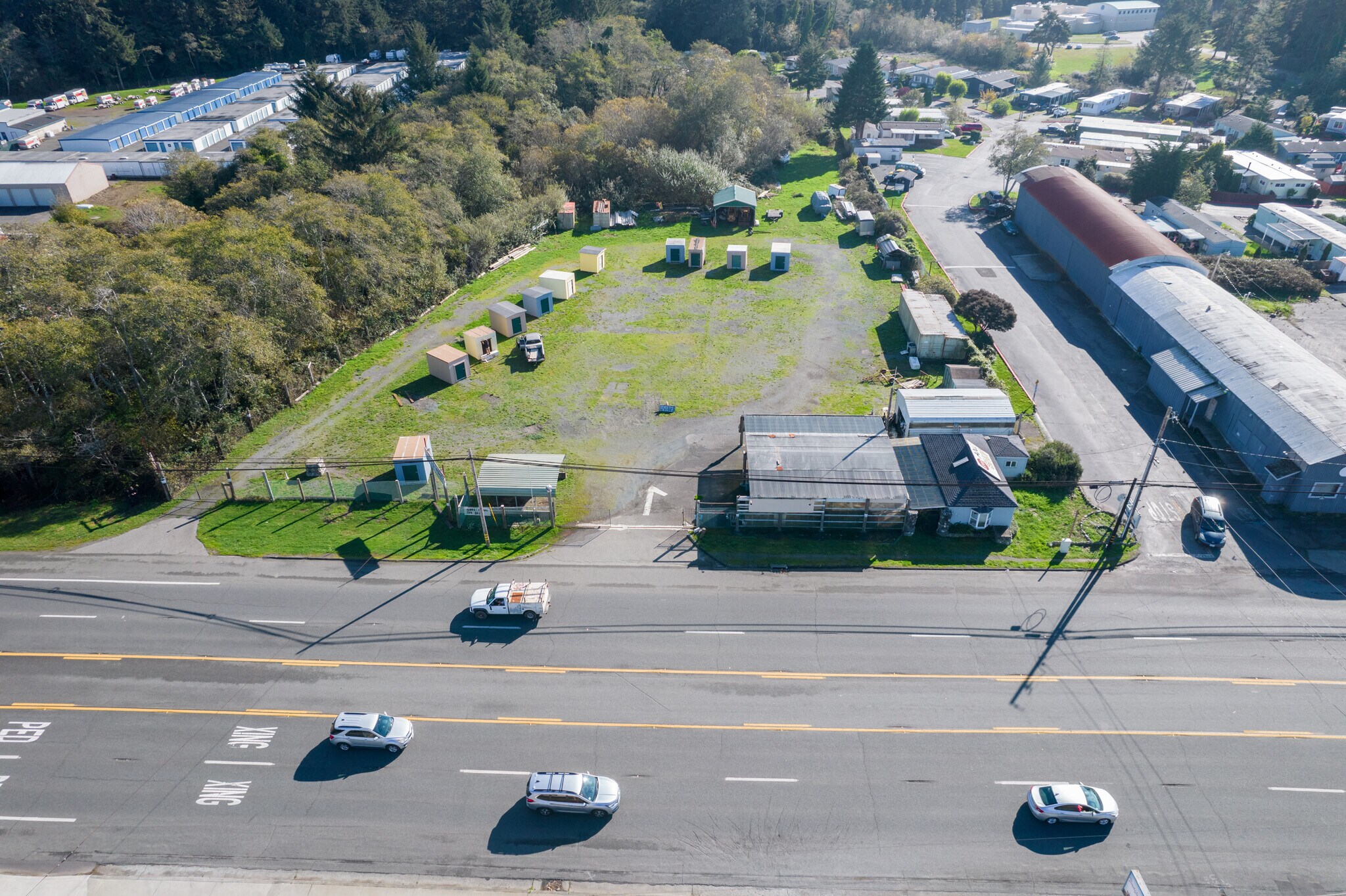 1127 US Highway 101 N, Crescent City, CA à vendre Photo principale– Image 1 sur 11