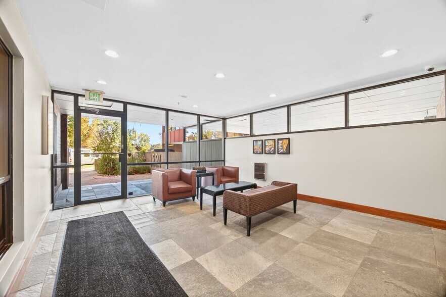 1221 S Clarkson St, Denver, CO à louer - Photo de l’immeuble – Image 2 sur 14