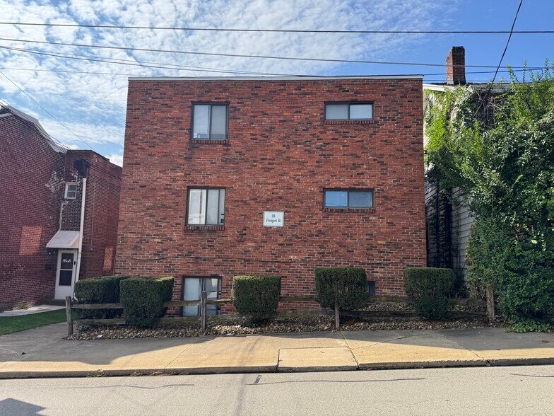 28 Freeport St, Pittsburgh, PA à vendre - Photo de l’immeuble – Image 1 sur 6