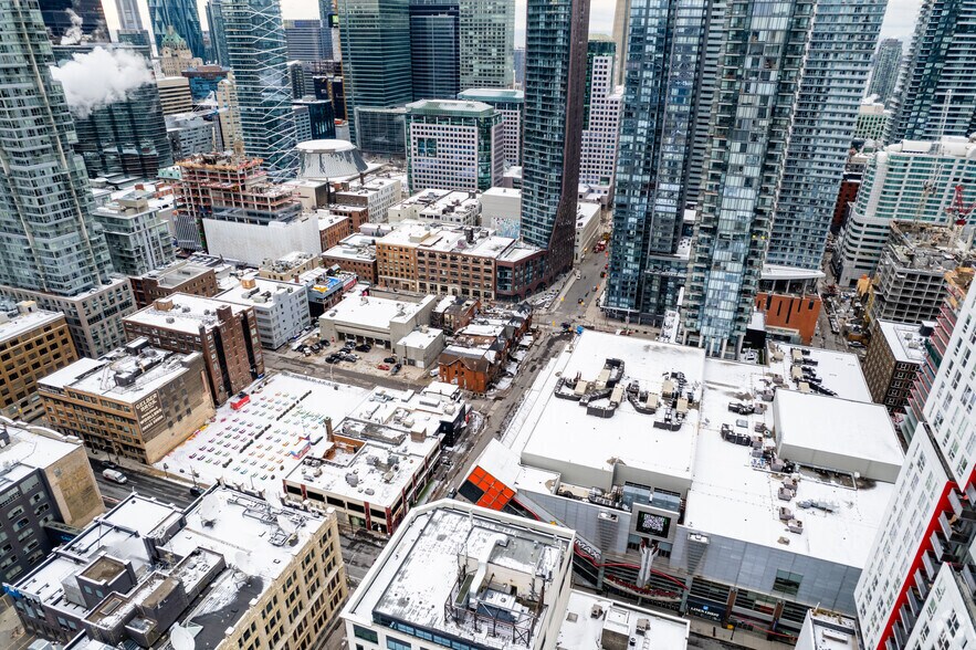 109-129 John St, Toronto, ON à louer - Aérien – Image 3 sur 4