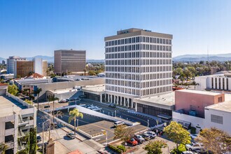 888 N Main St, Santa Ana, CA - VUE AÉRIENNE vue de carte - Image1