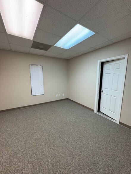 6283 Park South Dr, Bessemer, AL à louer - Photo de l’immeuble – Image 3 sur 4