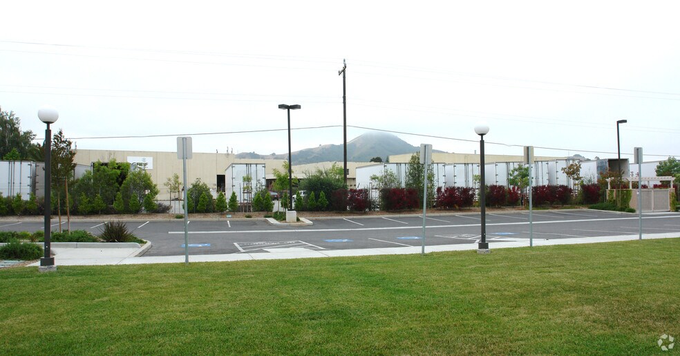 235 San Pedro Ave, Morgan Hill, CA à vendre - Photo de l’immeuble – Image 2 sur 2