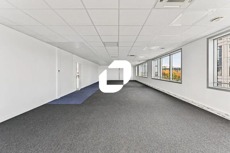 Bureau dans Villepinte à louer - Photo intérieure – Image 2 sur 8