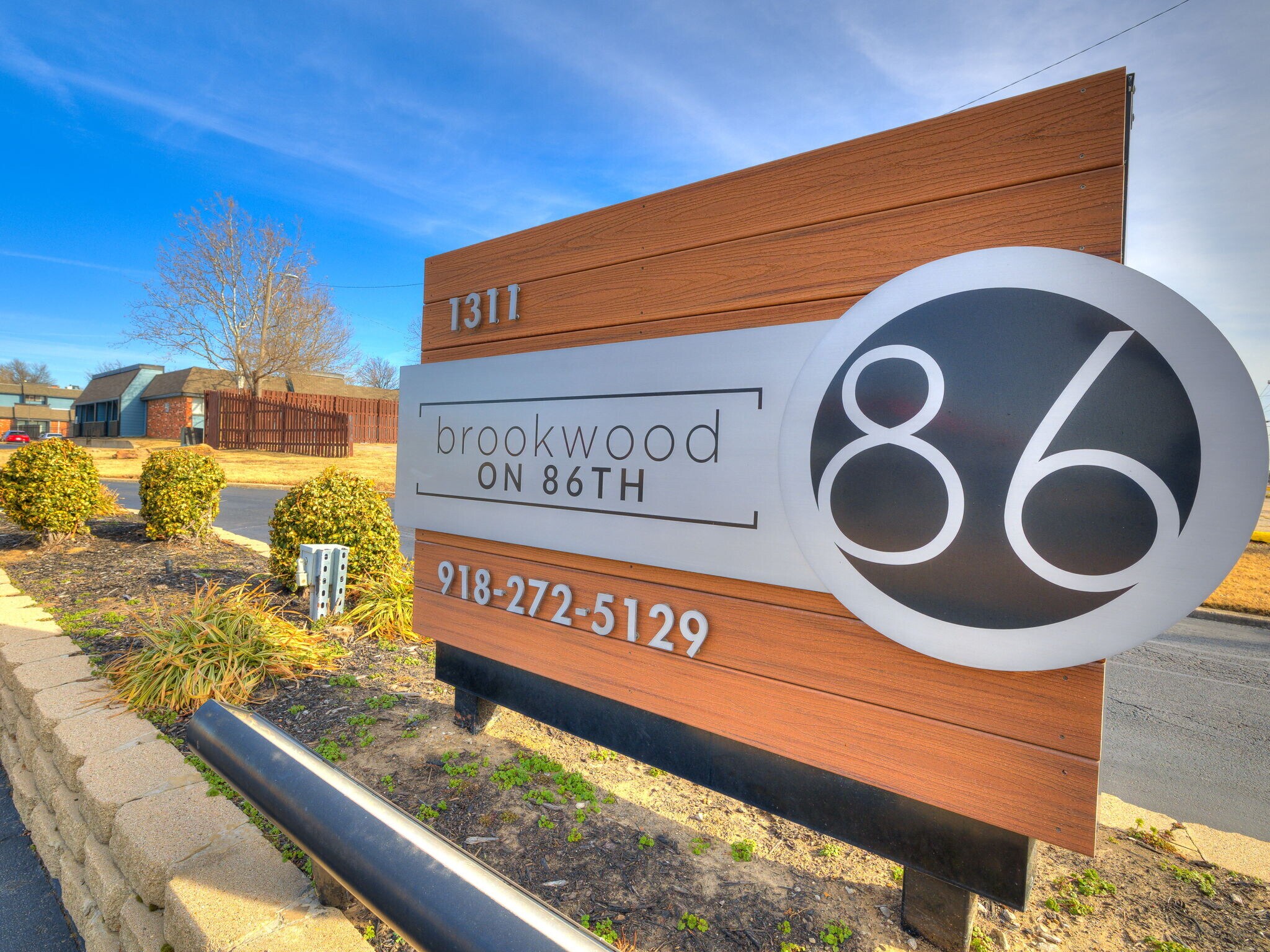 1311 N Ash Pl, Owasso, OK à vendre Photo principale– Image 1 sur 70