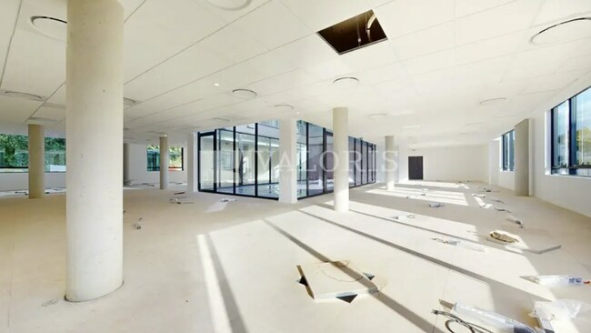 Plus de détails pour Bureau à louer