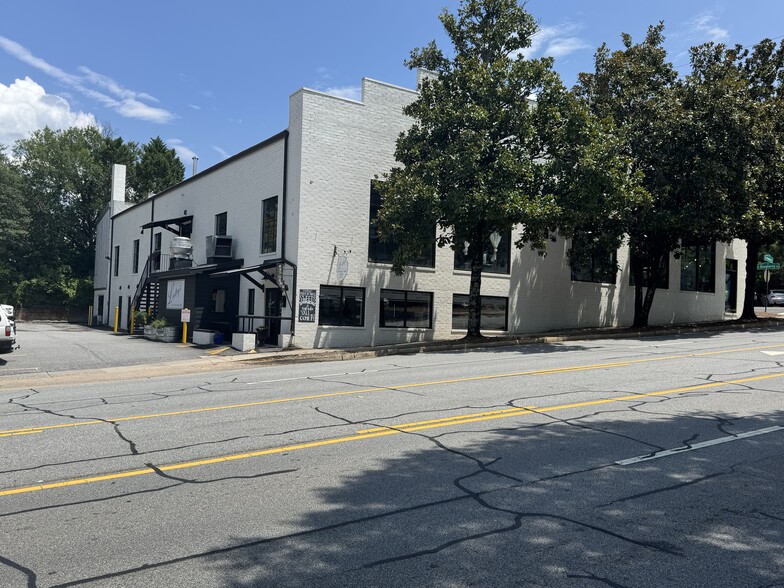 520 N Thomas St, Athens, GA à louer - Photo principale – Image 1 sur 2