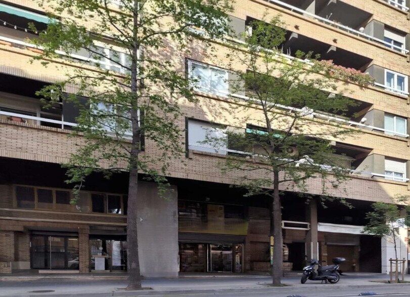 Immeuble residentiel dans Sabadell, Barcelona à vendre - Photo de l’immeuble – Image 1 sur 1