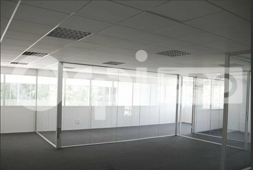 Bureau dans Tourcoing à louer - Photo intérieure – Image 2 sur 7