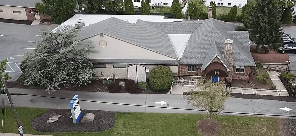 619A Dalton St, Emmaus, PA à louer - Photo de l’immeuble – Image 3 sur 6