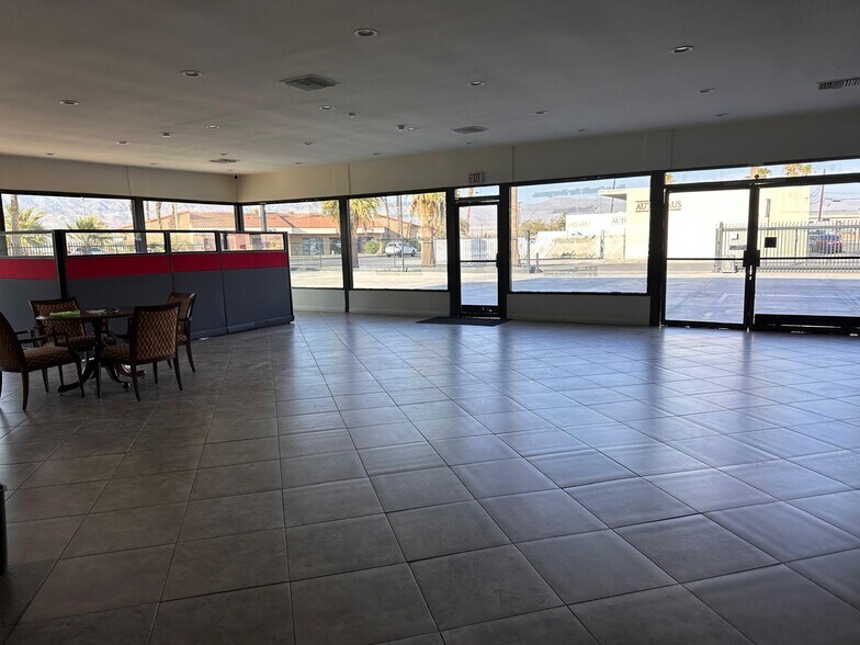 83197 Requa Ave, Indio, CA à vendre - Photo de l’immeuble – Image 2 sur 27