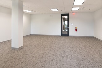 1827 Walden Office Sq, Schaumburg, IL à louer Photo intérieure– Image 2 sur 5