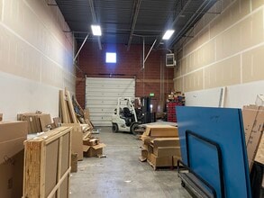 9066-9082 S 300 W, Sandy, UT à louer Photo intérieure– Image 2 sur 5