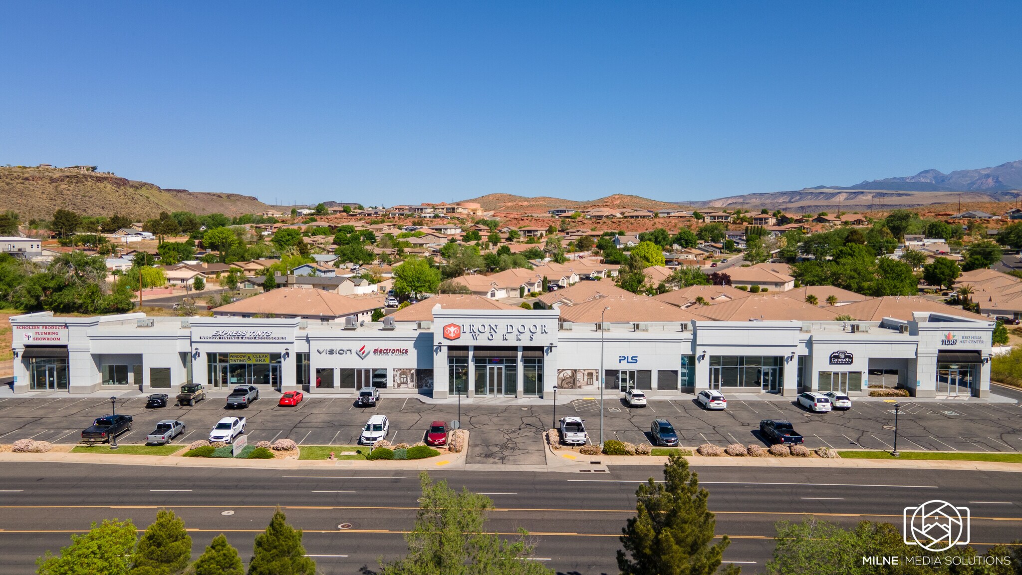 2051 E Red Hills Pky, Saint George, UT à louer Photo de l’immeuble– Image 1 sur 2