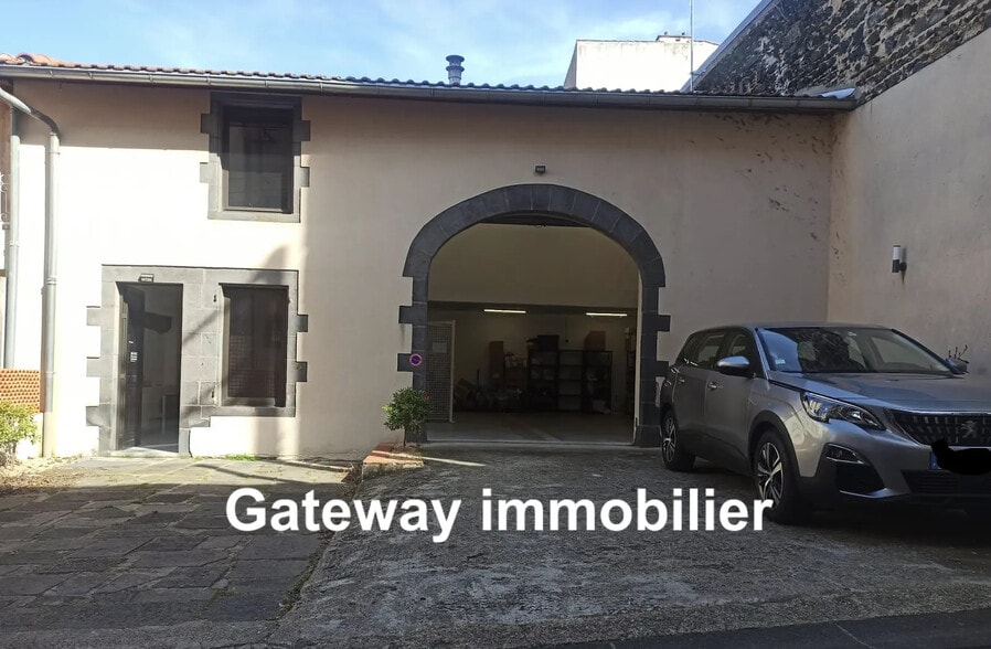 Industriel/Logistique dans Aubière à vendre - Photo de l’immeuble – Image 1 sur 8