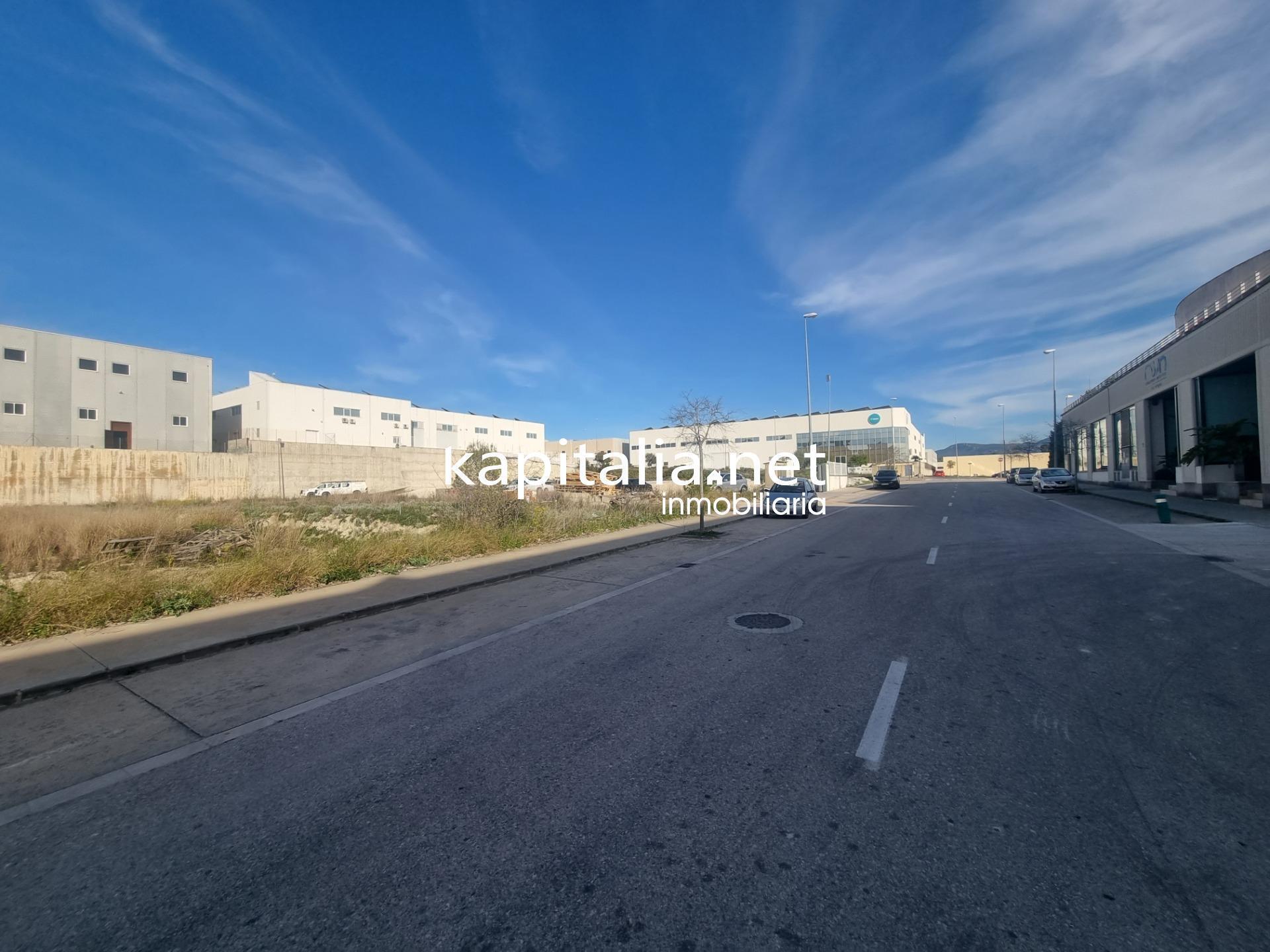 Industriel/Logistique dans Ontinyent, Valencia à vendre Photo de l’immeuble– Image 1 sur 6
