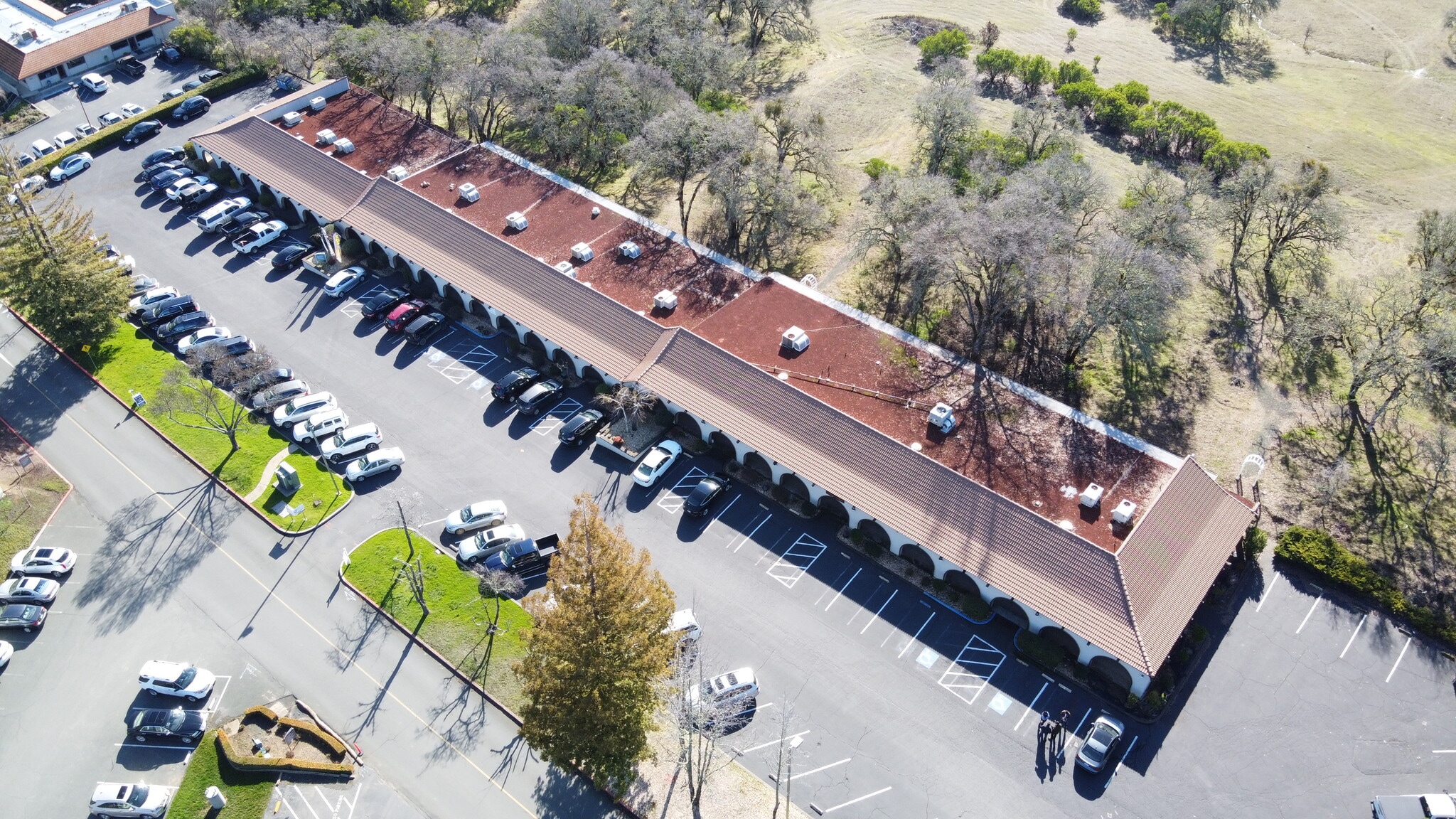 5106 Hill Rd E, Lakeport, CA à louer Photo principale– Image 1 sur 26