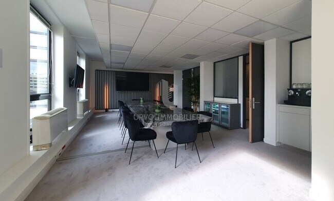 Plus de détails pour Bureau à louer