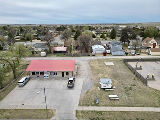 Plus de détails pour 405 W Carthage St, Meade, KS - Local commercial à vendre