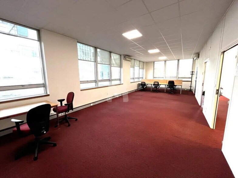 Bureau dans Massy à louer - Photo intérieure – Image 3 sur 8