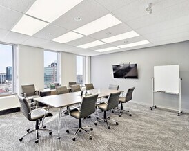 235 Yorkland Blvd, Toronto, ON à louer Photo intérieure– Image 2 sur 7