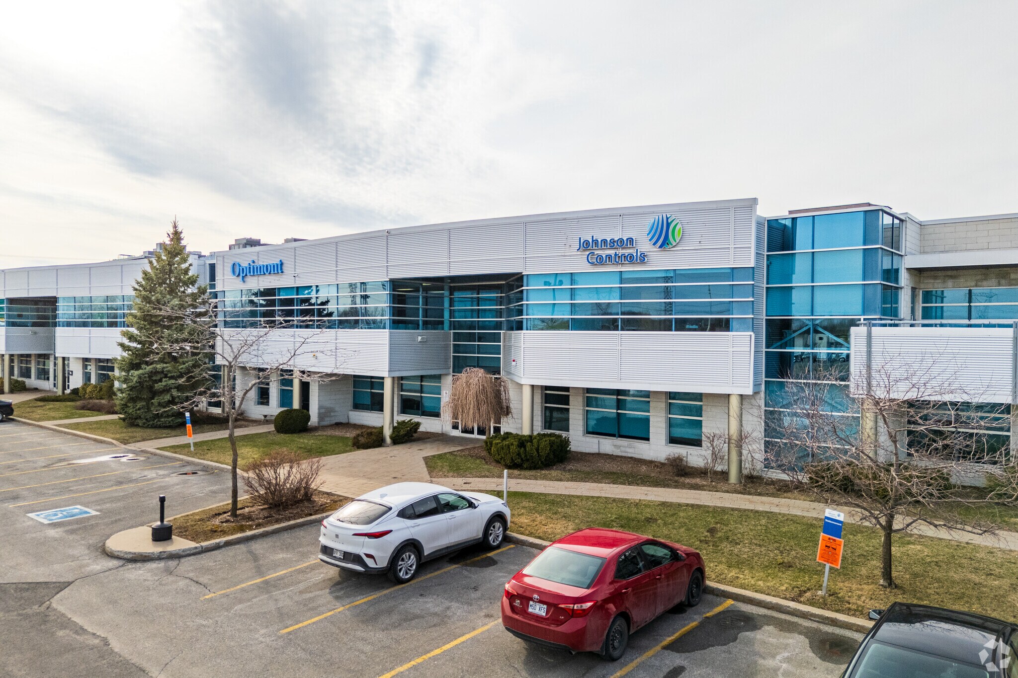 9975-9995 St De Châteauneuf, Brossard, QC à louer Photo principale– Image 1 sur 6