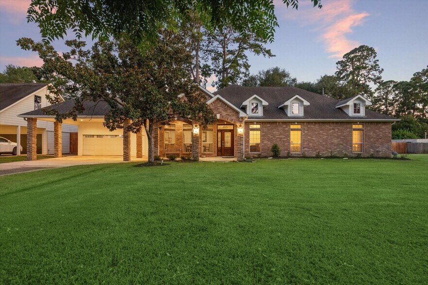 8639 Bart Ln, Houston, TX à louer - Photo de l’immeuble – Image 2 sur 22