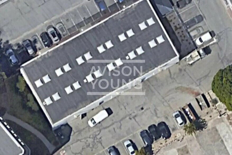 Local d’activités dans Vitry-sur-Seine à louer - Photo de l’immeuble – Image 3 sur 3