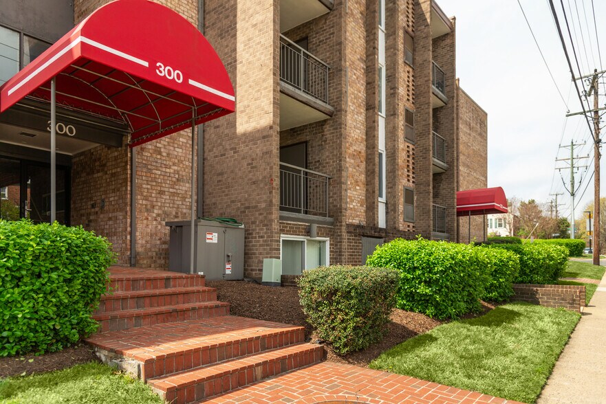 300-302 W Glebe Rd, Alexandria, VA à vendre - Photo de l’immeuble – Image 3 sur 17