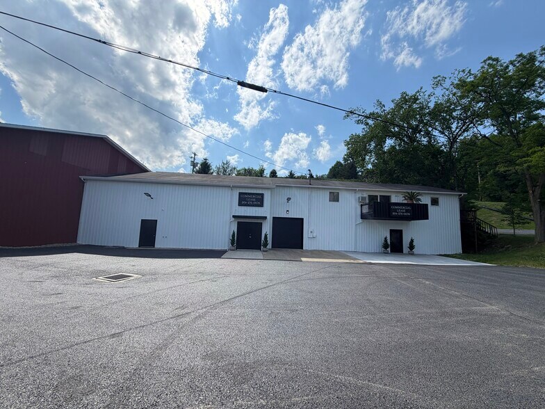 77 Lawless Rd, Morgantown, WV à louer - Photo de l’immeuble – Image 3 sur 8
