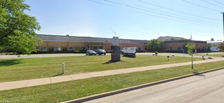 Plus de détails pour 975 Lombardi Ave, Green Bay, WI - Bureau/Local commercial à louer