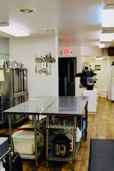 37416 US Highway 34, Culbertson, NE à vendre - Photo intérieure – Image 2 sur 10